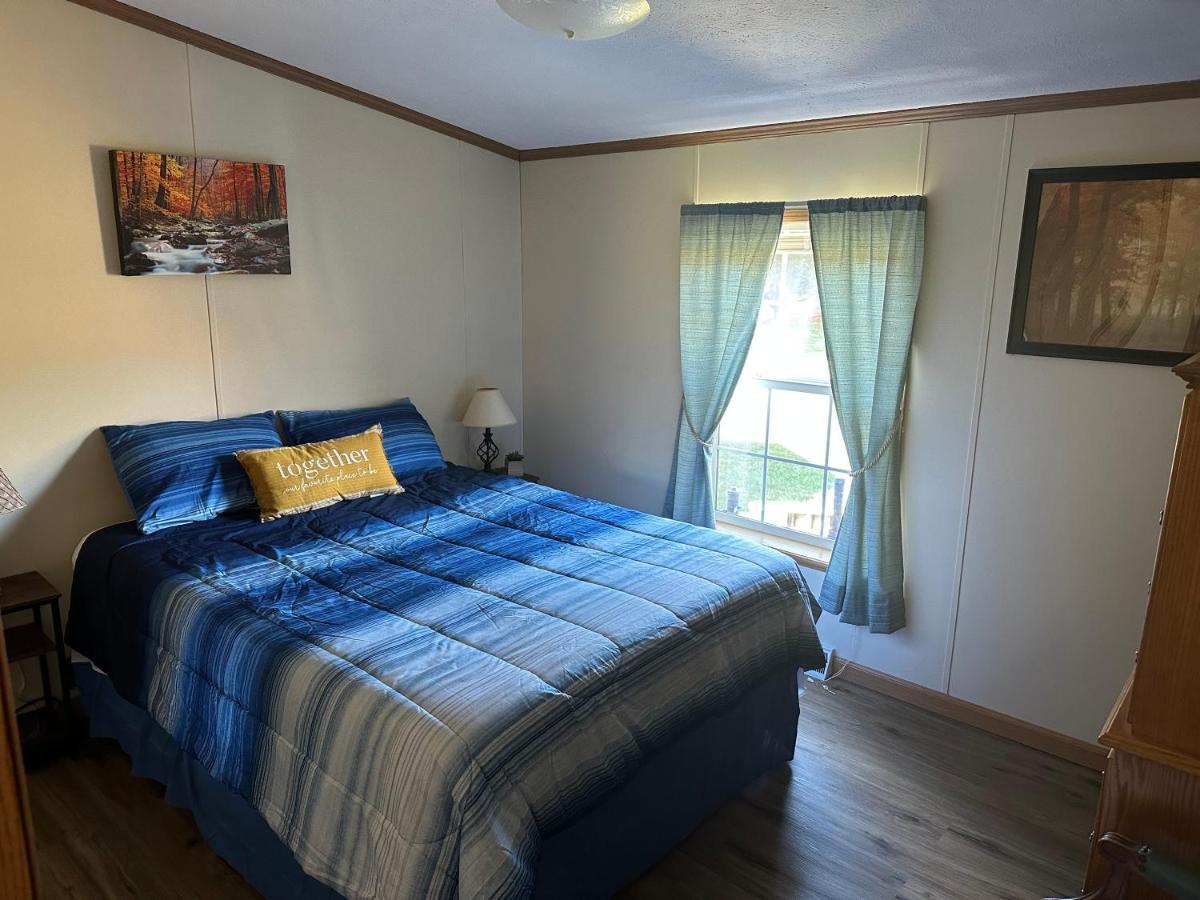 Spacious Cozy Getaway ! King Bed, Game Room, Out Door Patio Cairo  Kültér fotó